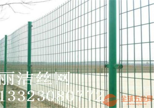 双边丝护栏网 规格、特点与制作工艺全解析